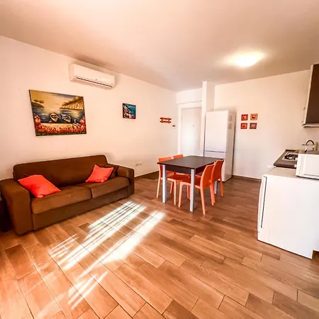 Apartment Residenza Indie Via Kennedy Rif A783 *