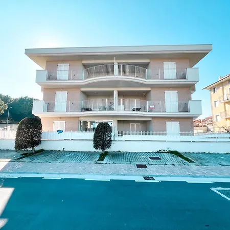 公寓 Residenza Indie Via Kennedy Rif A783 滨海库普拉