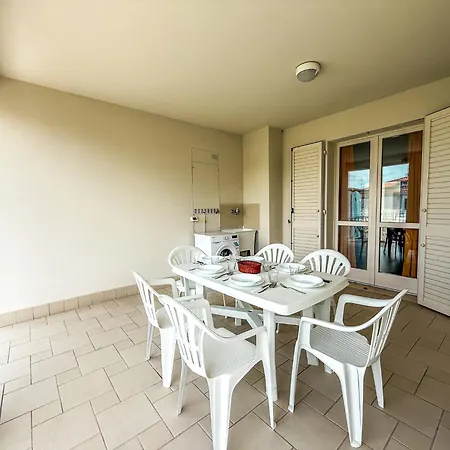 Residenza Indie Via Kennedy Rif A783 公寓