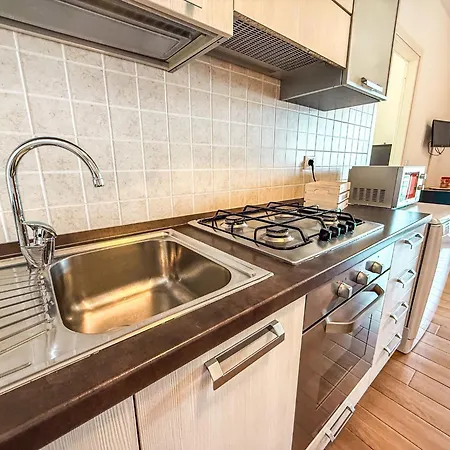 Residenza Indie Via Kennedy Rif A783 Appartement *